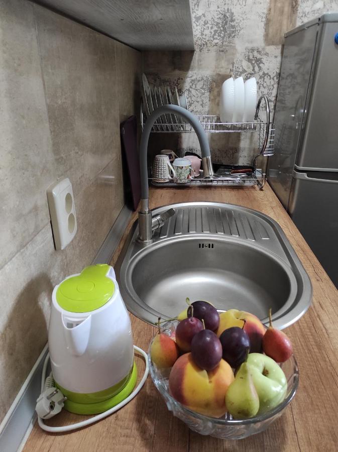 Tranquil Apartment In Vake Tbilisi Bagian luar foto